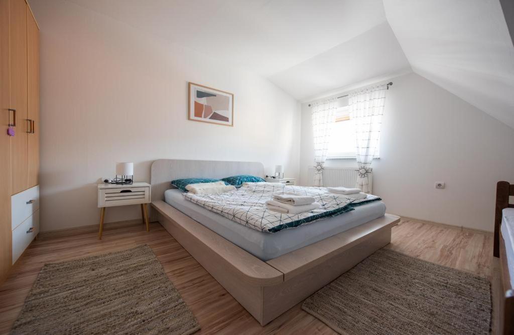 Apartman Luca ليفنو المظهر الخارجي الصورة