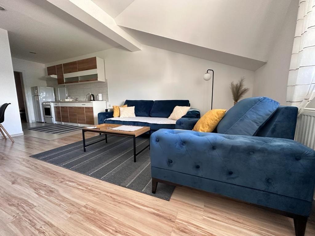 Apartman Luca ليفنو المظهر الخارجي الصورة